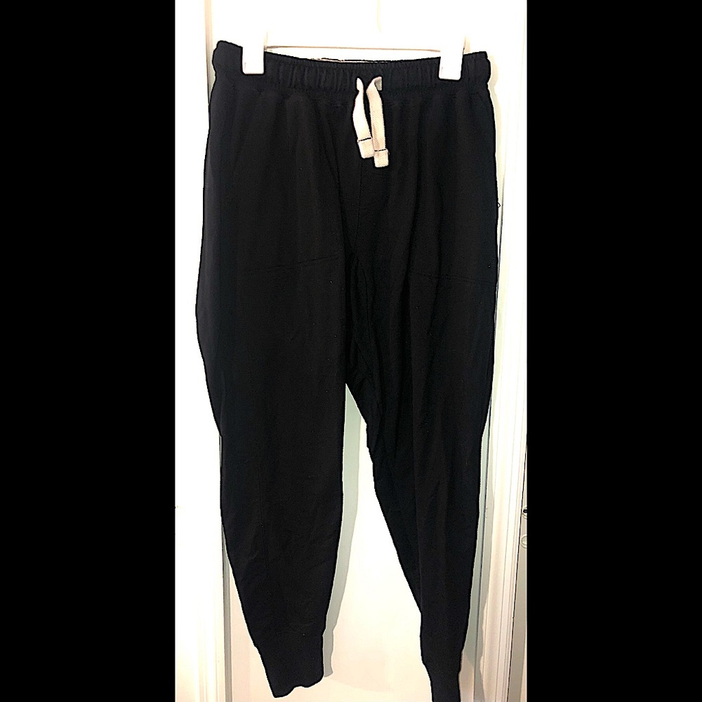 🍃 Black Sweatpants Women’s Large Slim Fit 🍃